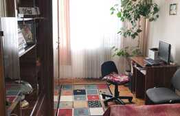 Apartament 3 camere, 60 mp, decomandat, etaj intermediar, zona Aleii Baisoara