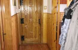 Apartament 3 camere, 60 mp, decomandat, etaj intermediar, zona Aleii Baisoara