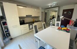 Apartament 2 camere, decomandat, 60 mp, boxa, zona strazii Viilor