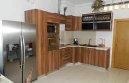 1 camera, 50mp, mobilat modern, zona Sala Sporturilor