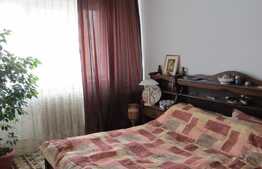 De vanzare 4 camere, 78 mp, decomandat, zona strazii Clabucet