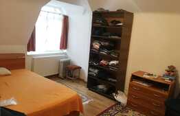 Casa individuala 212 mp utili, compusa din 2 apartamente de 4 camere, teren de 250 mp, zona Podului IRA