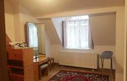 Casa individuala 212 mp utili, compusa din 2 apartamente de 4 camere, teren de 250 mp, zona Podului IRA