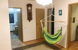 3 camere, 76 mp, decomandat, boxa subsol, parcare, zona Piata Cipariu