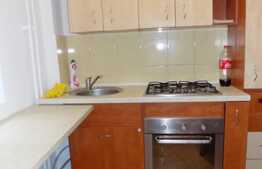 Apartament 2 camere, decomandat, zona Pod Calvaria