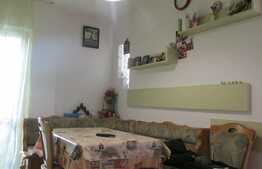 De vanzare 2 camere, 40 mp, boxa, zona Complex Nora