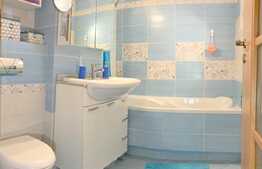 De vanzare 3 camere, 79 mp, decomandat, zona Minerva