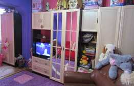 De vanzare 2 camere, 48 mp, decomandat, zona McDonalds