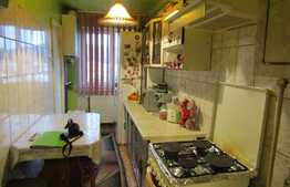 De vanzare 2 camere, 48 mp, decomandat, zona McDonalds