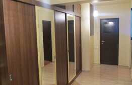 De vanzare apartament 3 camere, 70 mp, zona Primariei Baciu