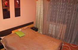 De vanzare apartament 3 camere, 70 mp, zona Primariei Baciu