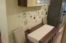 De vanzare apartament 3 camere, 70 mp, zona Primariei Baciu