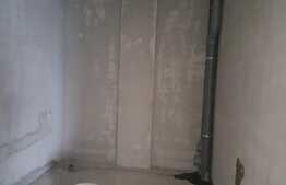 De vanzare 2 camere, 58 mp, semifinisat, zona strazii Romul Ladea