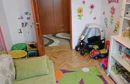 Apartament 3 camere, 67 mp, decomandat, garaj, zona strazii Ion Mester