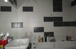 De vanzare apartament cu 2 camere, 57 mp! Zona Terra!