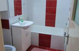 De vanzare apartament 3 camere, 68 mp, zona strazii Brates