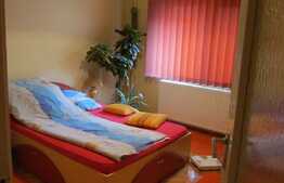 De vanzare apartament 3 camere, 68 mp, zona strazii Brates