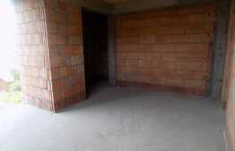 Casa cuplata la pret de apartament!  Zona Vivo! 