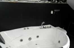 3 camere, 70 mp, mobilat modern, imobil nou, zona strazii Mircea Eliade