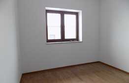 Casa pentru birouri, 250 mp, teren de 260 mp, prima inchiriere, zona strazii Becas