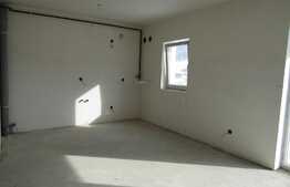 Apartament semifinisat cu 2 camere, 55 mp! Zona strazii Florilor!