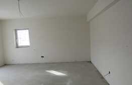 Apartament semifinisat cu 2 camere, 55 mp! Zona strazii Florilor!