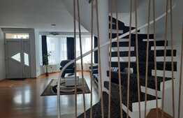 Duplex 160 mp, 4 camere, gradina, renovat recent, zona Golden Tulip