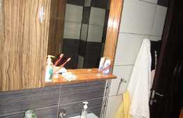 Apartament de vanzare 2 camere, 44 mp, decomandat! Zona strazii Teilor!