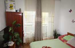 3 camere, 54 mp, loc de parcare! Zona strazii Florilor!