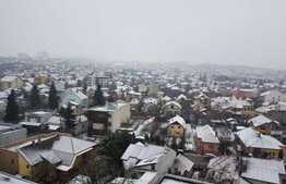 Apartament 2 camere, 40 mp, prima inchiriere, parcare, zona Piata Hermes