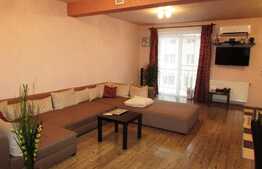 De vanzare 3 camere, 73 mp, LUX! Parcare! Zona strazii Florilor! LA CHEIE!