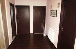 De vanzare 3 camere, 73 mp, LUX! Parcare! Zona strazii Florilor! LA CHEIE!