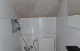 Garsoniera 25 mp, decomandata, la casa, parcare, zona strazii Horea