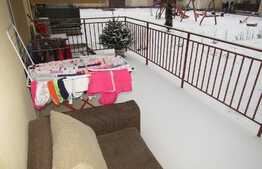 Apartament de vanzare 2 camere, 50 mp utili, loc de parcare cu CF, zona Porii!