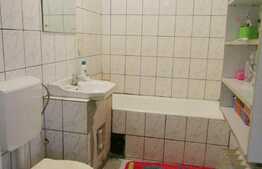 Apartament 4 camere, decomandat, boxa la subsol, 79 mp, zona Colina