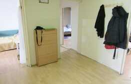 Apartament 4 camere, decomandat, boxa la subsol, 79 mp, zona Colina