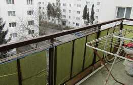 Apartament 4 camere, decomandat, boxa la subsol, 79 mp, zona Colina