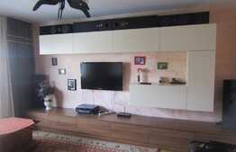 De vanzare 4 camere, 82 mp, boxa, zona Profi 