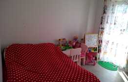 De vanzare 2 camere, 48 mp, gradina de 30 mp! Zona strazii Cetatii!