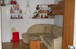 Mai aduci lucrurile personale si te poti muta!!In Gruia.