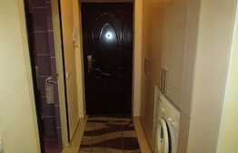 Garsoniera de 33 mp, gradina de 36 mp! Zona strazii Porii!