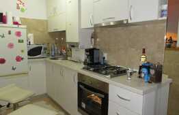 Apartament 2 camere, 51 mp, parcare, zona Hotel Royal