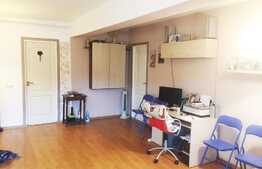 3 camere, 57 mp! Loc de parcare! Zona strazii Florilor!