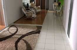 Apartament 3 camere, 116 mp, decomandat, parcare, zona Salii Sporturilor