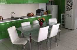 Apartament 3 camere, 116 mp, decomandat, parcare, zona Salii Sporturilor