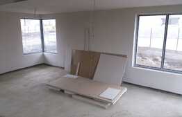  Casa individuala de vanzare, 130 mp utili, teren de 440 mp! Zona linistita de case!