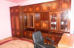 Apartament 3 camere, 80 mp, decomandat, parcare, zona Sigma Center