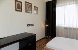 3 camere, decomandate, 95 mp, gradina, mobilat modern, zona Restaurant Sinaia