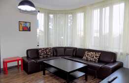 3 camere, decomandate, 95 mp, gradina, mobilat modern, zona Restaurant Sinaia