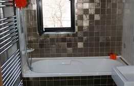 2 camere cu 61 mp + 2 balcoane!